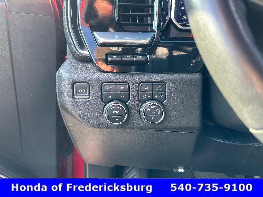 Used 2024 Chevrolet Silverado 1500 High Country w/ Technology Package AWD/4WD image 25