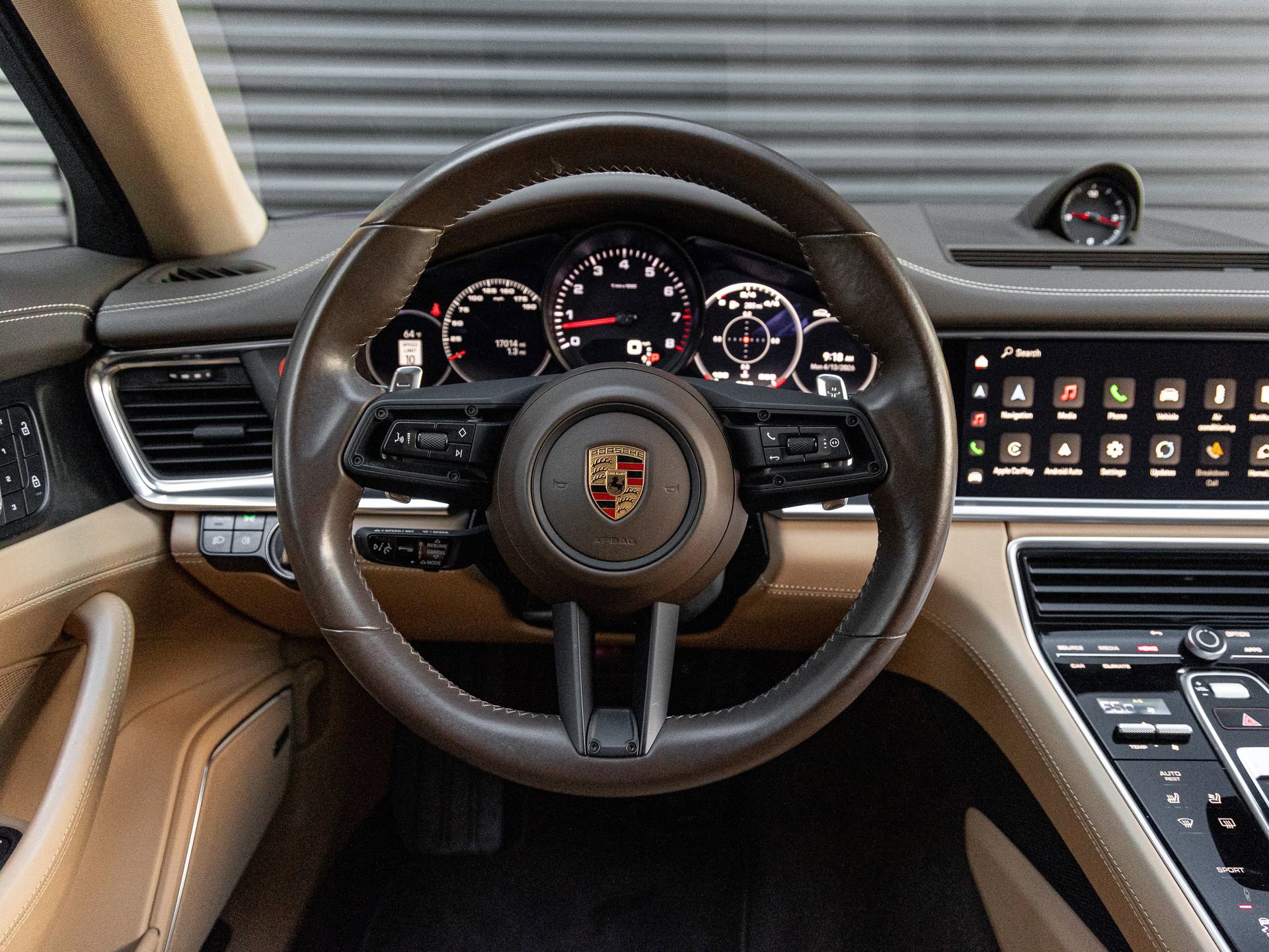 Certified 2023 Porsche Panamera Platinum Edition image 17