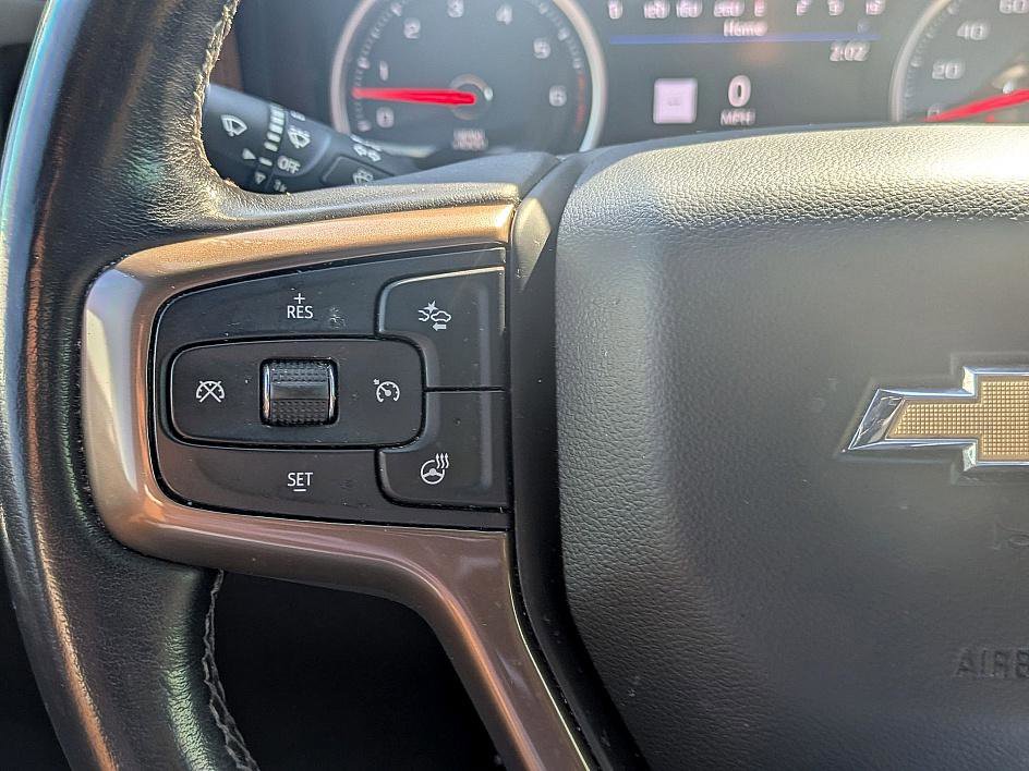 Used 2022 Chevrolet Silverado 1500 High Country w/ Technology Package image 18