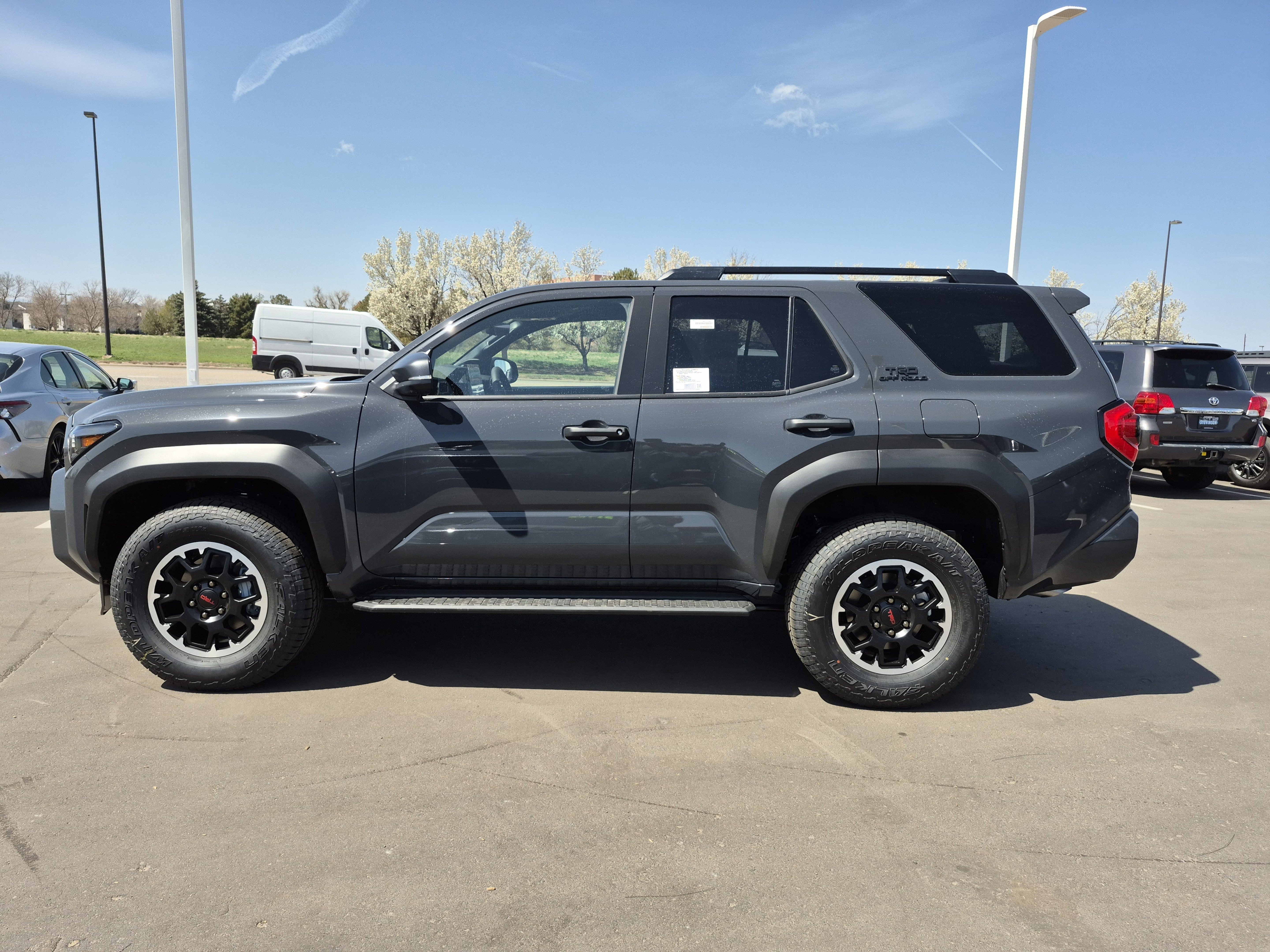 New 2026 Toyota 4Runner SR5 AWD/4WD image 3