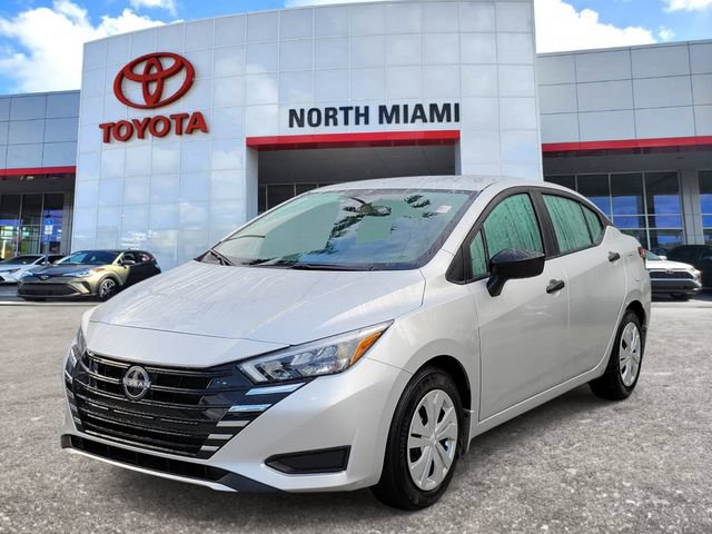 Used 2025 Nissan Versa S w/ Trunk Package FWD image 2