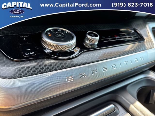 Certified 2025 Ford Expedition Max Platinum w/ Stealth Performance Package AWD/4WD image 31