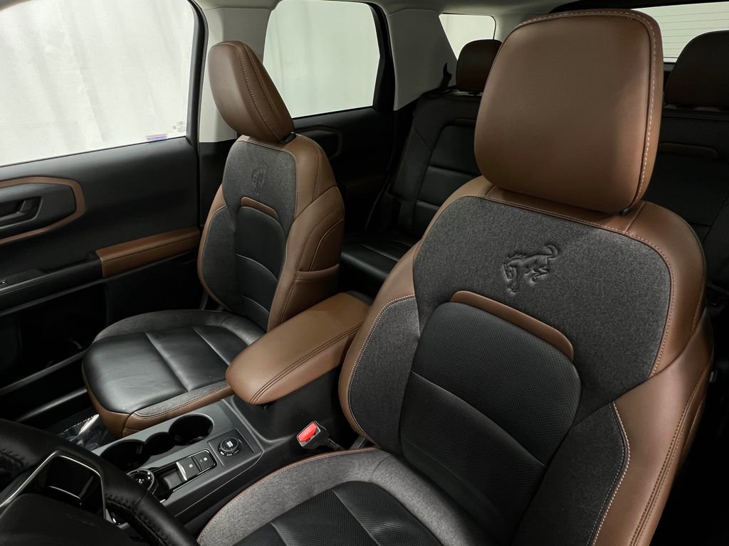 Used 2021 Ford Bronco Sport Outer Banks w/ Outer Banks Package image 15