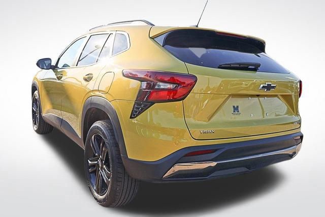 Used 2025 Chevrolet Trax ACTIV image 9