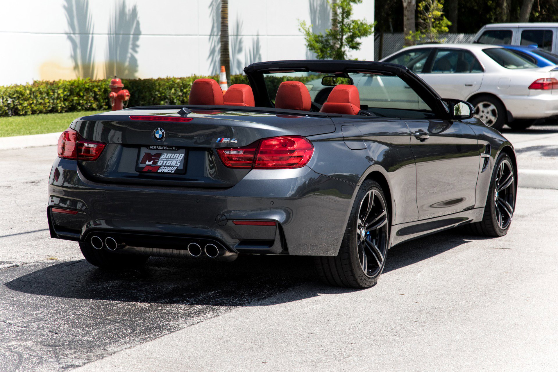 Used 2016 BMW M4 Convertible image 16