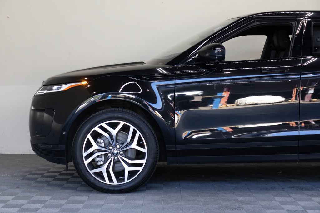 Used 2021 Land Rover Range Rover Evoque SE AWD/4WD image 8