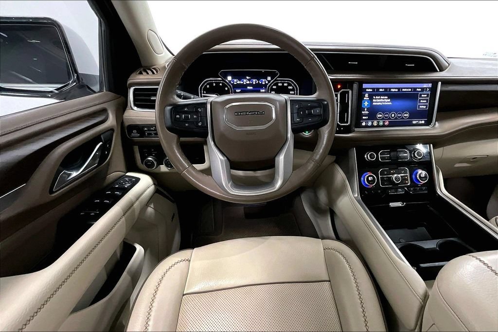 Used 2021 GMC Yukon Denali AWD/4WD image 6