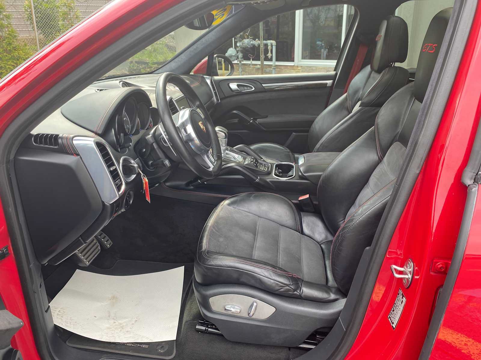 Used 2013 Porsche Cayenne GTS AWD/4WD image 9