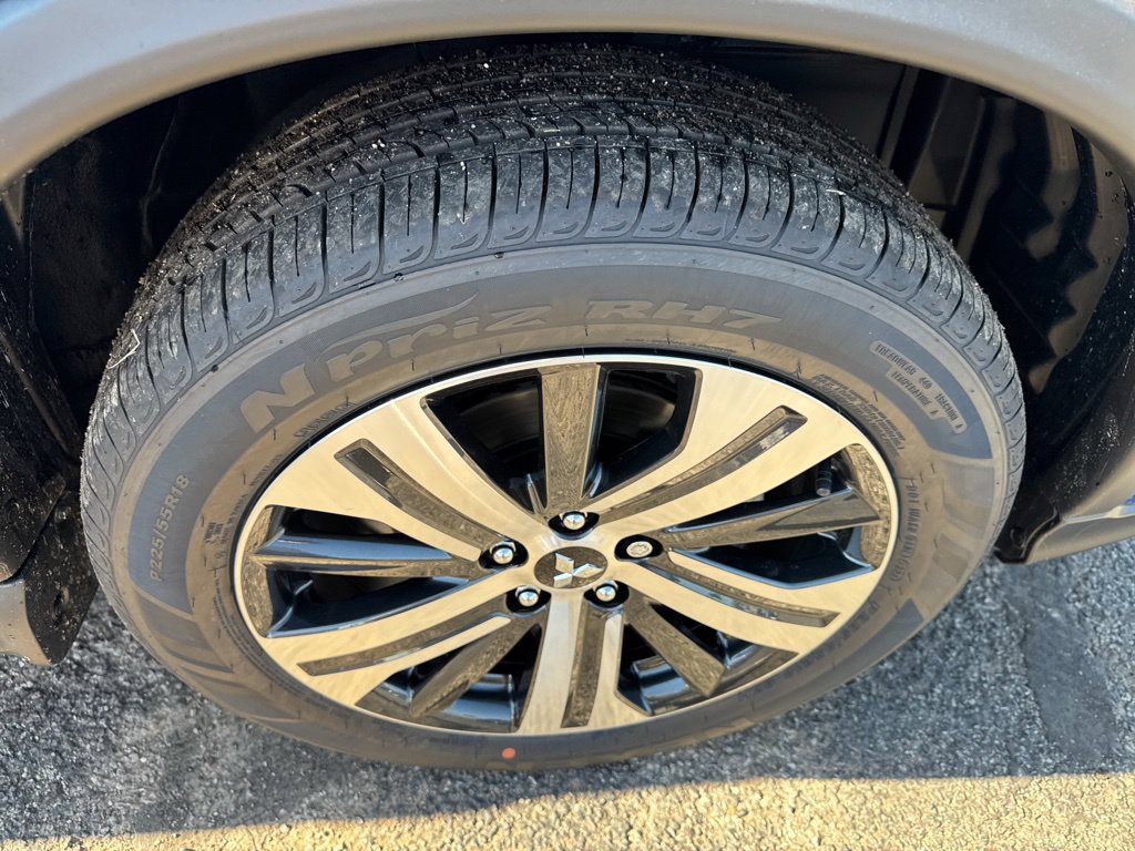 New 2027 Mitsubishi Outlander Sport SE FWD image 39