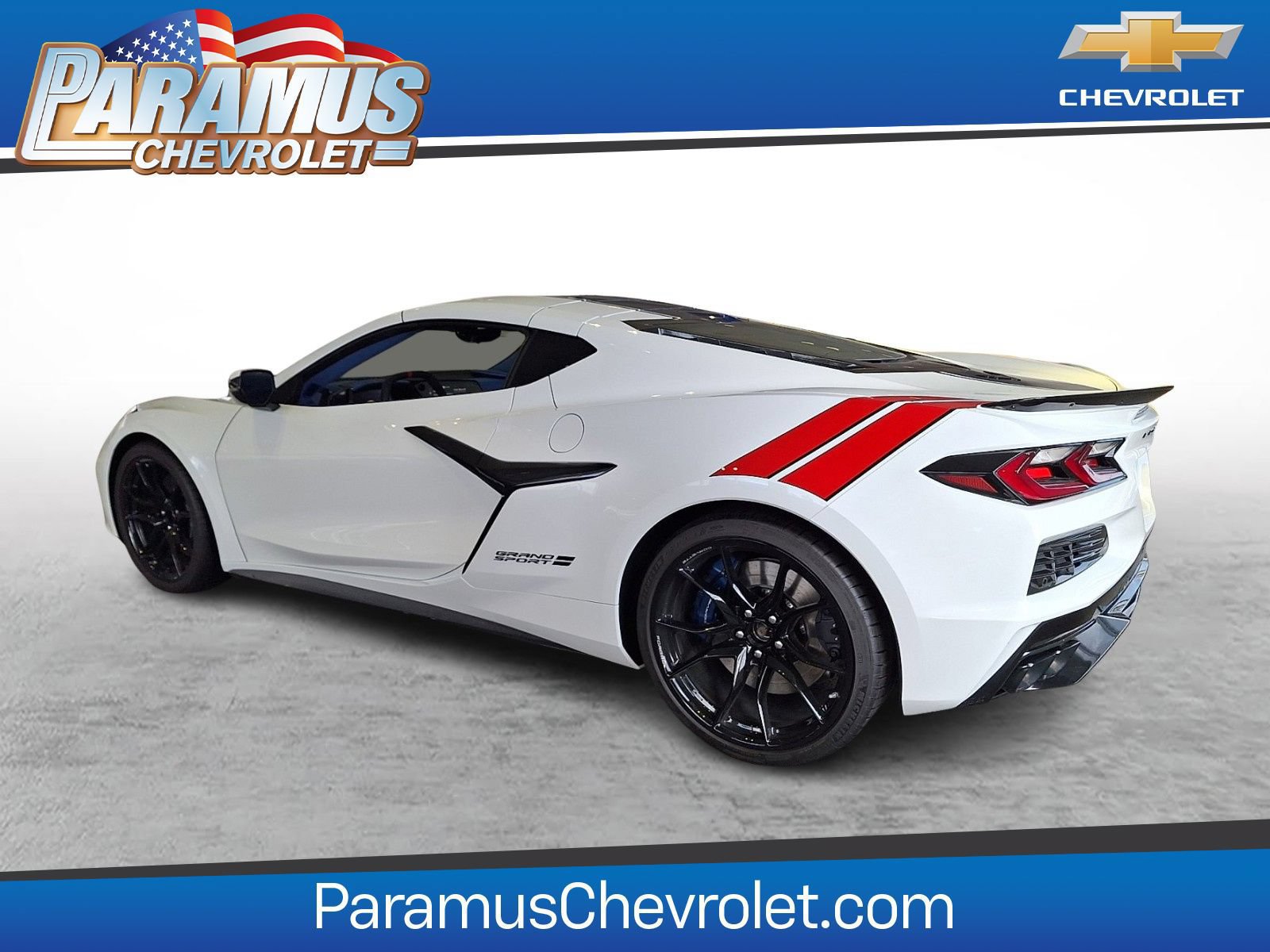 New 2027 Chevrolet Corvette Grand Sport w/ Z52 Sport Performance Package RWD image 3