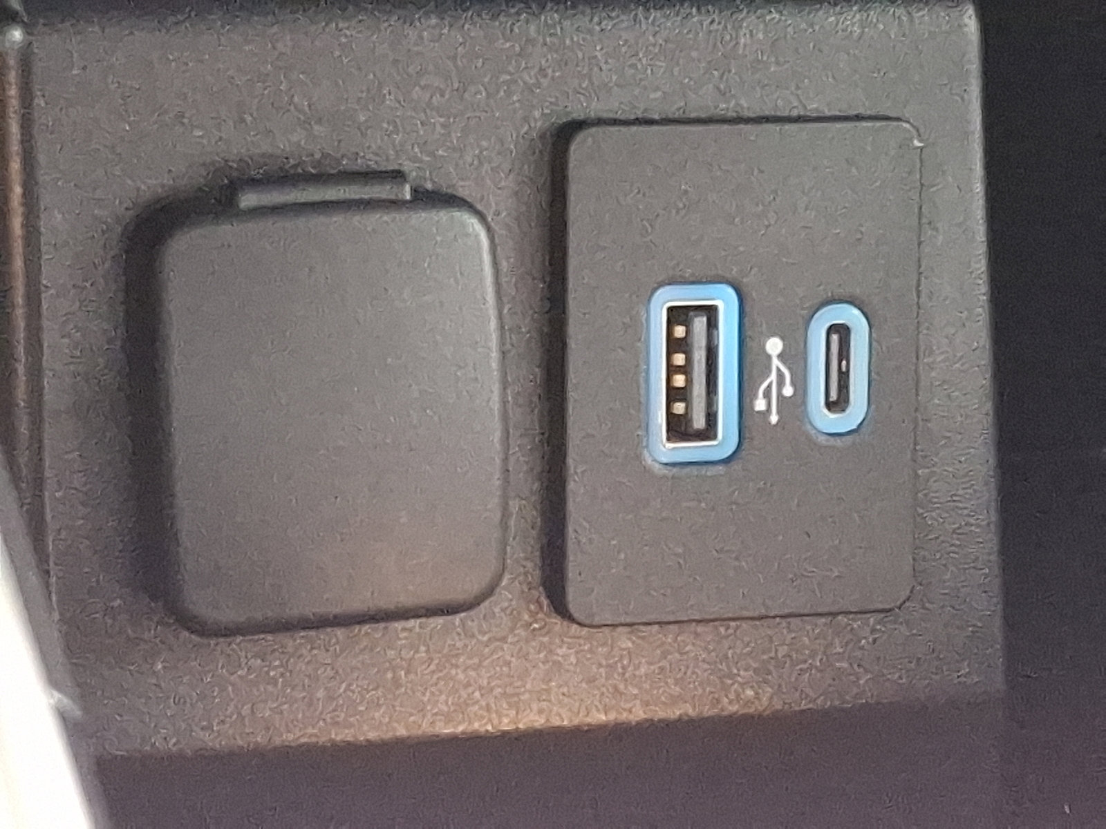 Certified 2021 Ford Explorer ST w/ Equipment Group 401A image 26