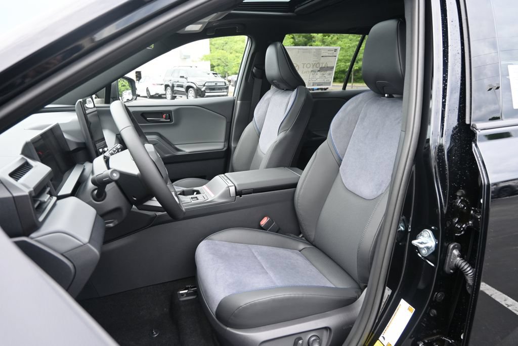 New 2026 Toyota RAV4 XSE AWD/4WD image 11