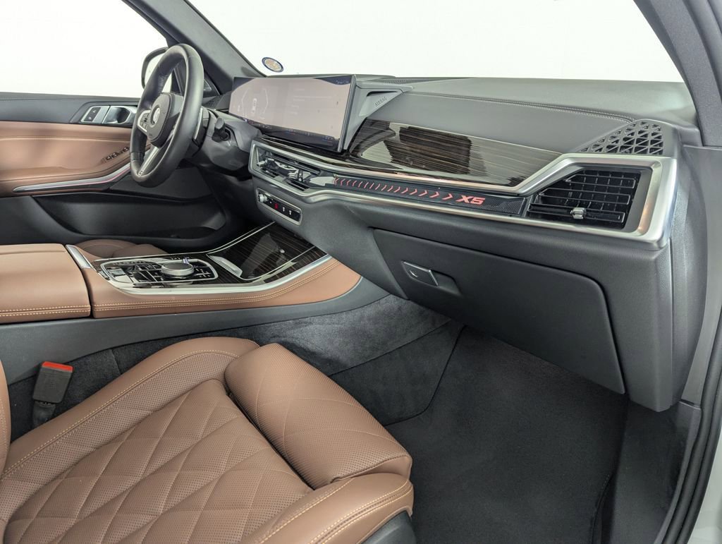 Used 2025 BMW X5 xDrive40i image 35