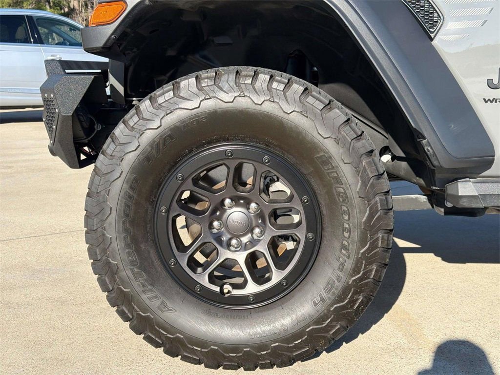 Used 2023 Jeep Wrangler Unlimited Sport image 6