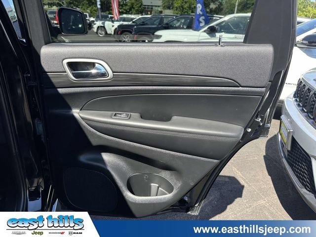 Certified 2022 Jeep Grand Cherokee Laredo X AWD/4WD image 24