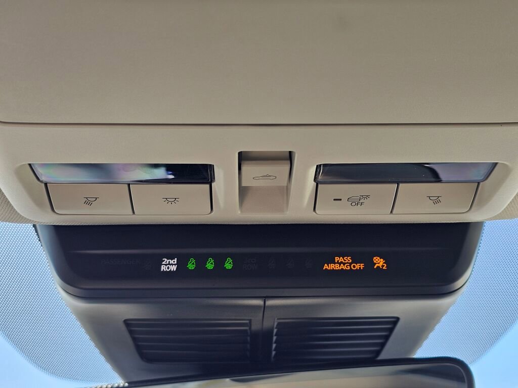 Certified 2025 MAZDA CX-50 2.5 Hybrid w/ Premium Plus Pkg image 19