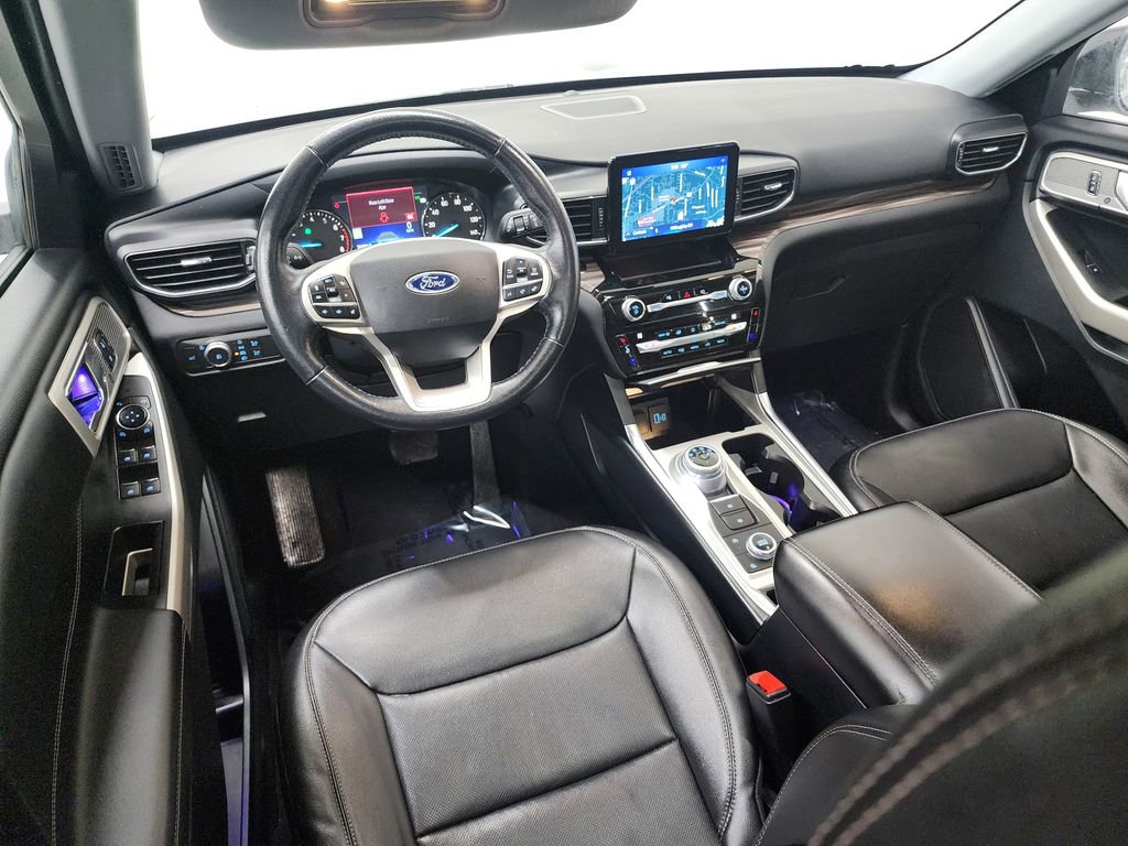 Used 2021 Ford Explorer Limited image 30