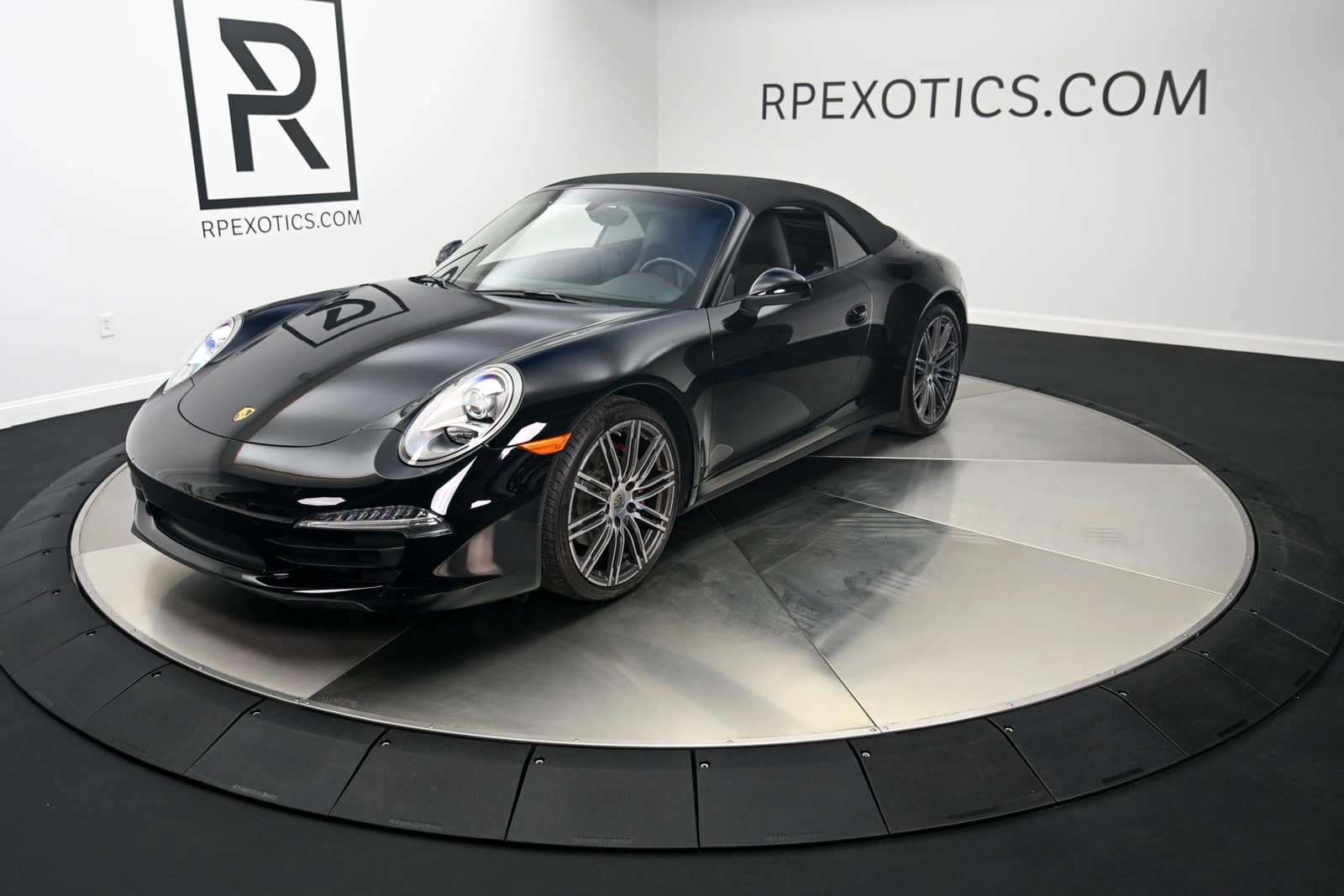 Used 2015 Porsche 911 Carrera 4 AWD/4WD image 10