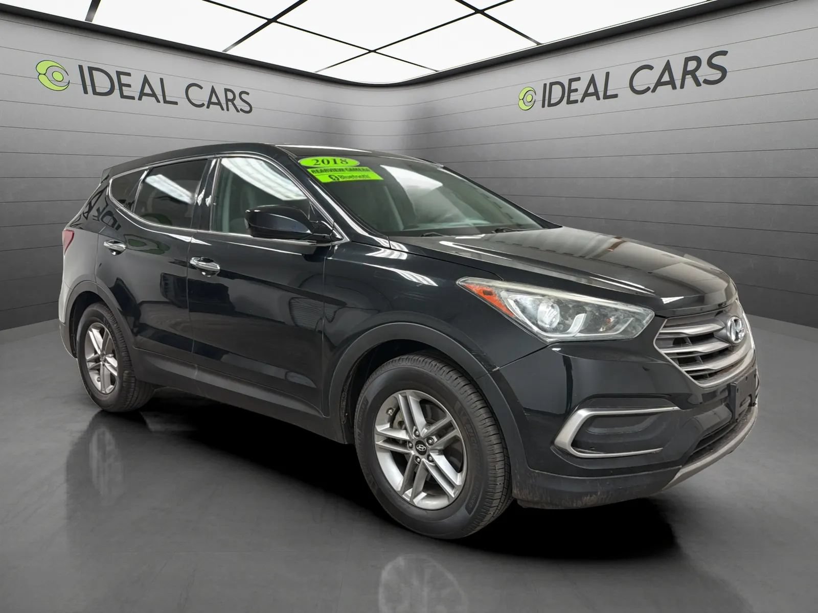 Used 2018 Hyundai Santa Fe Sport FWD image 3