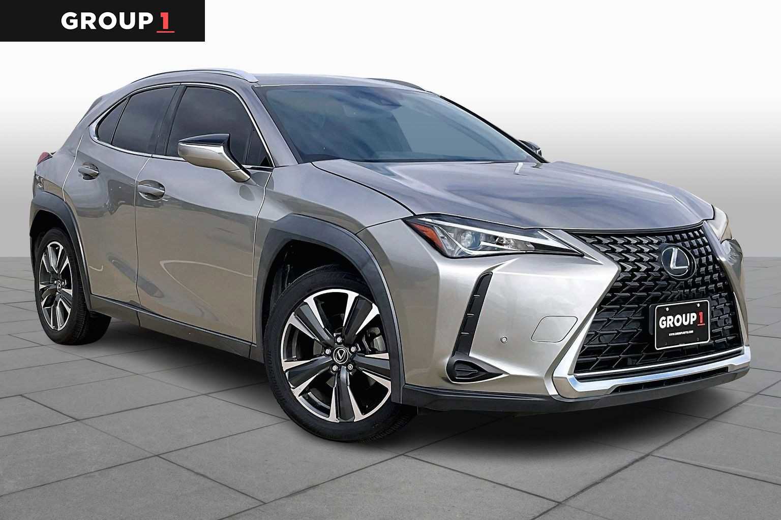 Used 2020 Lexus UX 200 w/ Premium Package image 3