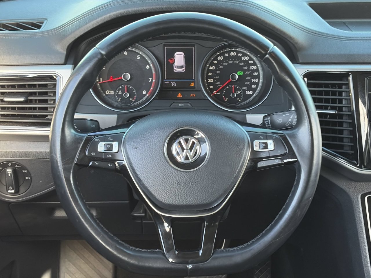Used 2018 Volkswagen Atlas SEL AWD/4WD image 21