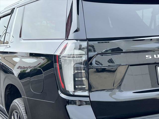Used 2026 Chevrolet Suburban LT w/ Comfort Package AWD/4WD image 13