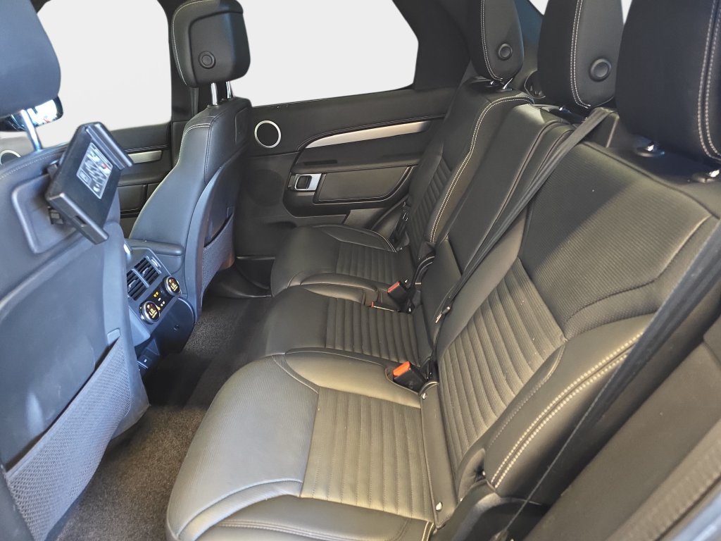 Certified 2024 Land Rover Discovery Dynamic SE AWD/4WD image 18