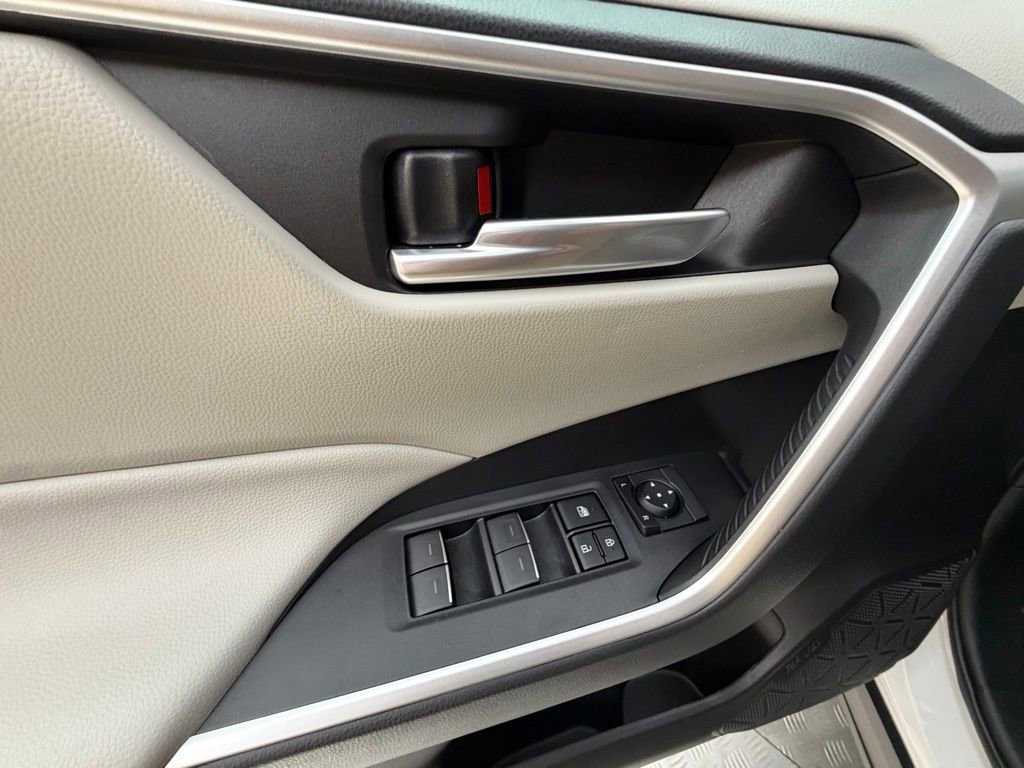 Used 2023 Toyota RAV4 XLE image 24