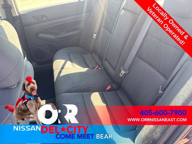 Used 2025 Nissan Altima 2.5 SV FWD image 11