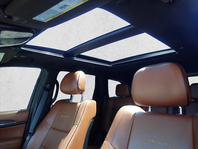 Used 2018 Jeep Grand Cherokee Summit w/ Platinum Series Group AWD/4WD image 15