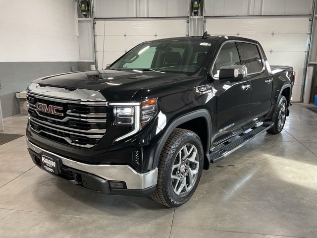 Used 2024 GMC Sierra 1500 SLT w/ SLT Premium Plus Package image 3