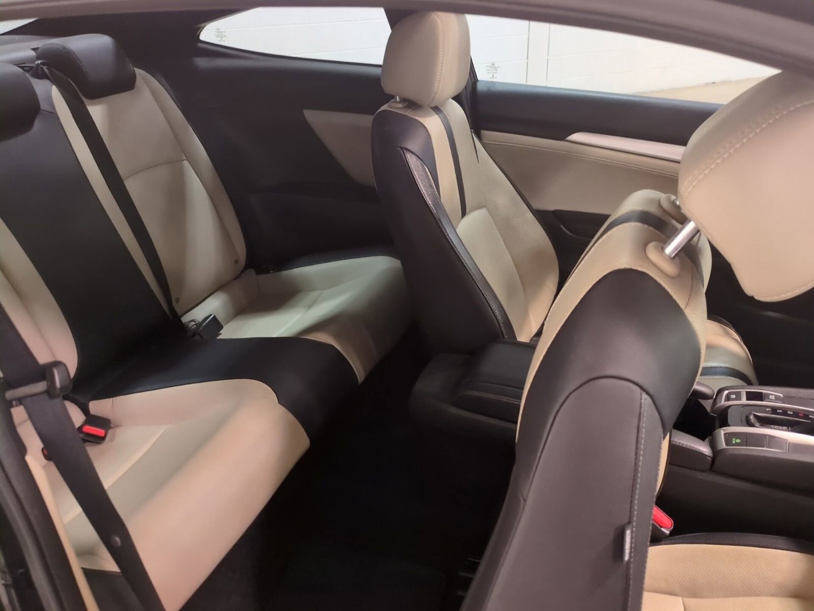 Used 2017 Honda Civic EX-L image 12