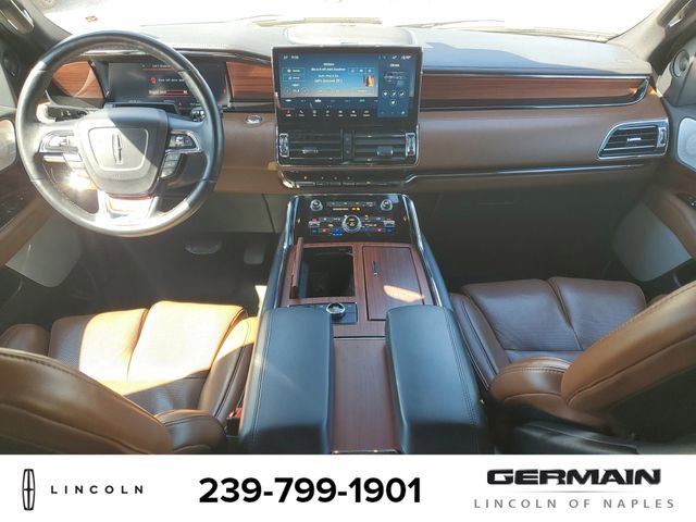 Used 2023 Lincoln Navigator Reserve image 17
