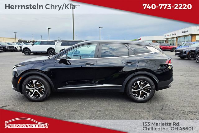 Used 2023 Kia Sportage EX FWD image 4