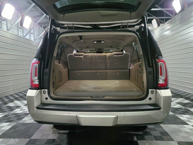 Used 2017 GMC Yukon XL SLT w/ Open Road Package image 42