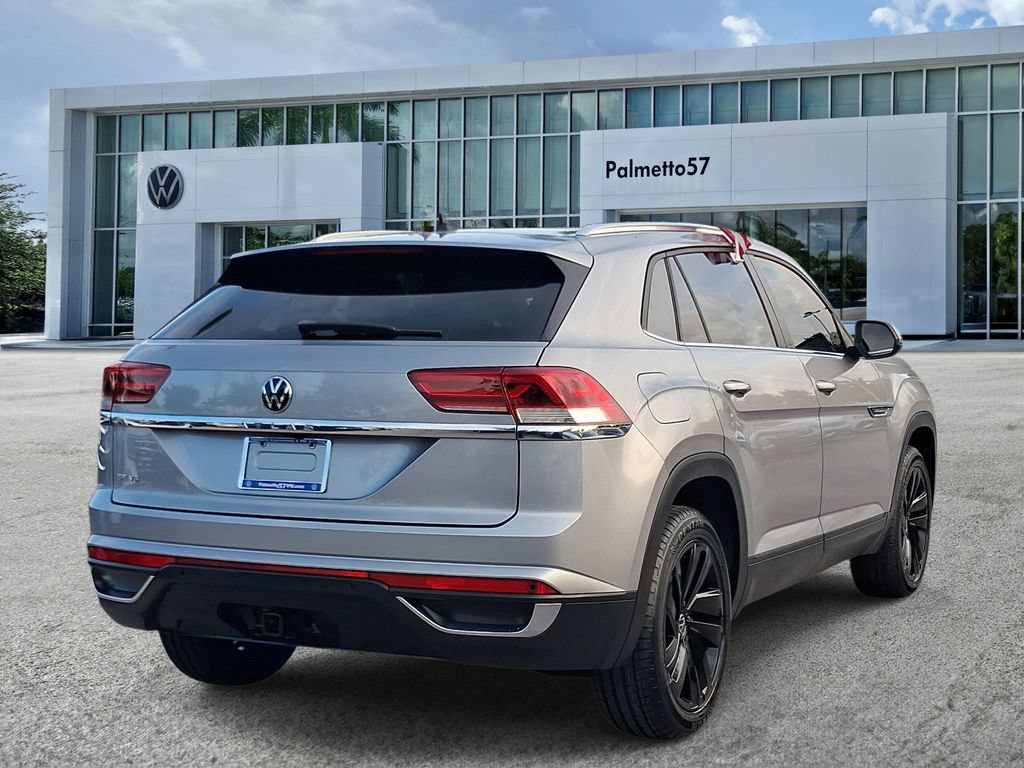 Certified 2023 Volkswagen Atlas Cross Sport SE w/ Panoramic Sunroof Package FWD image 6