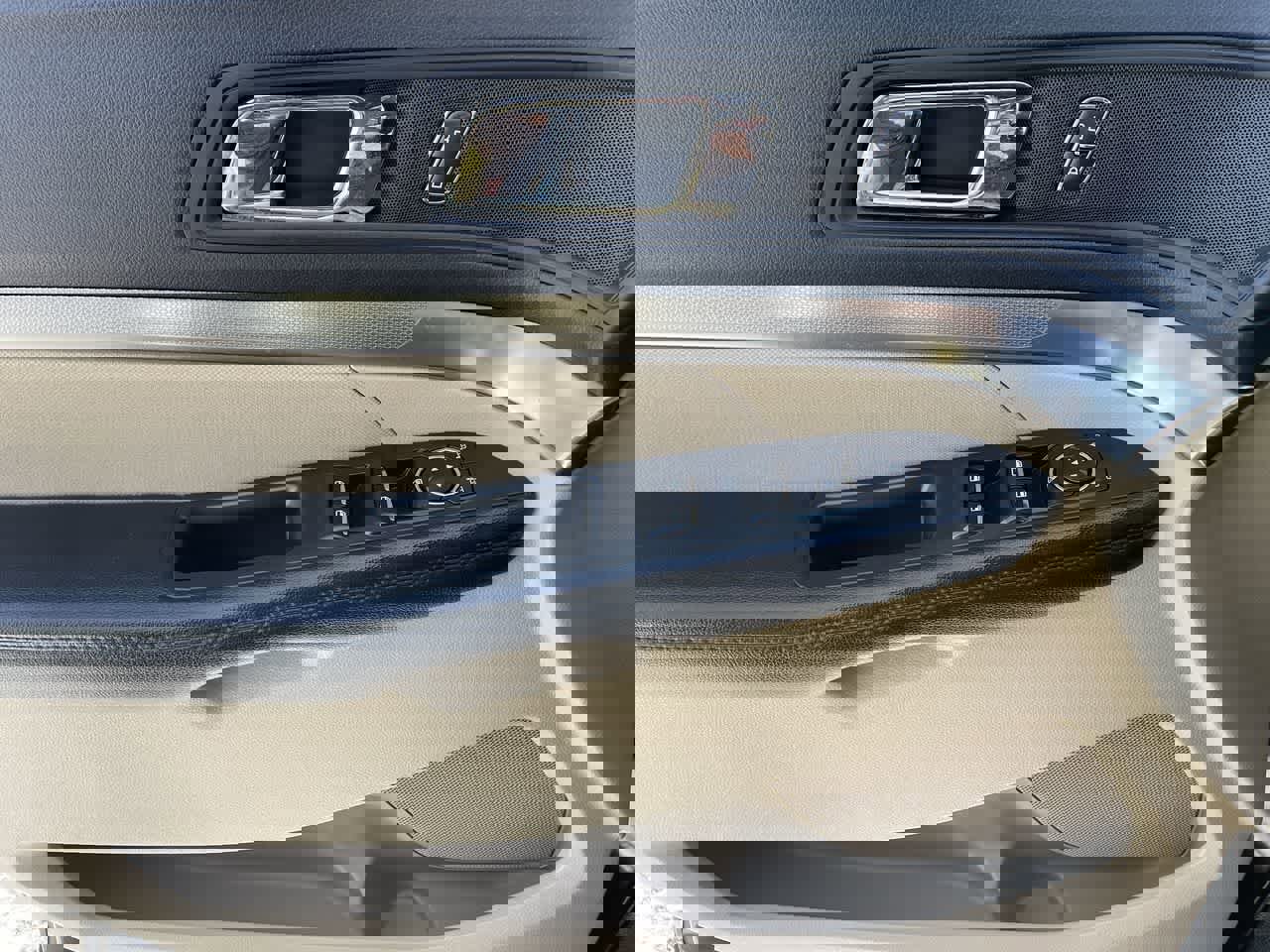 Used 2016 Ford Explorer FWD image 29