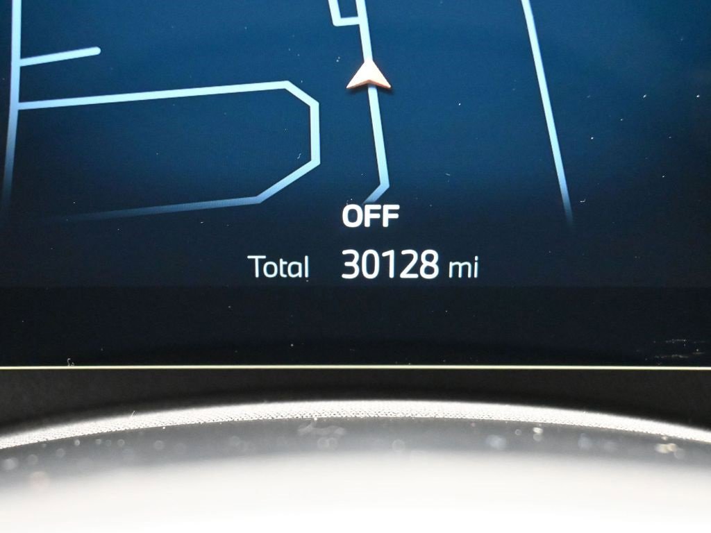 Used 2023 BMW i7 xDrive60 w/ Executive Package 2 image 13