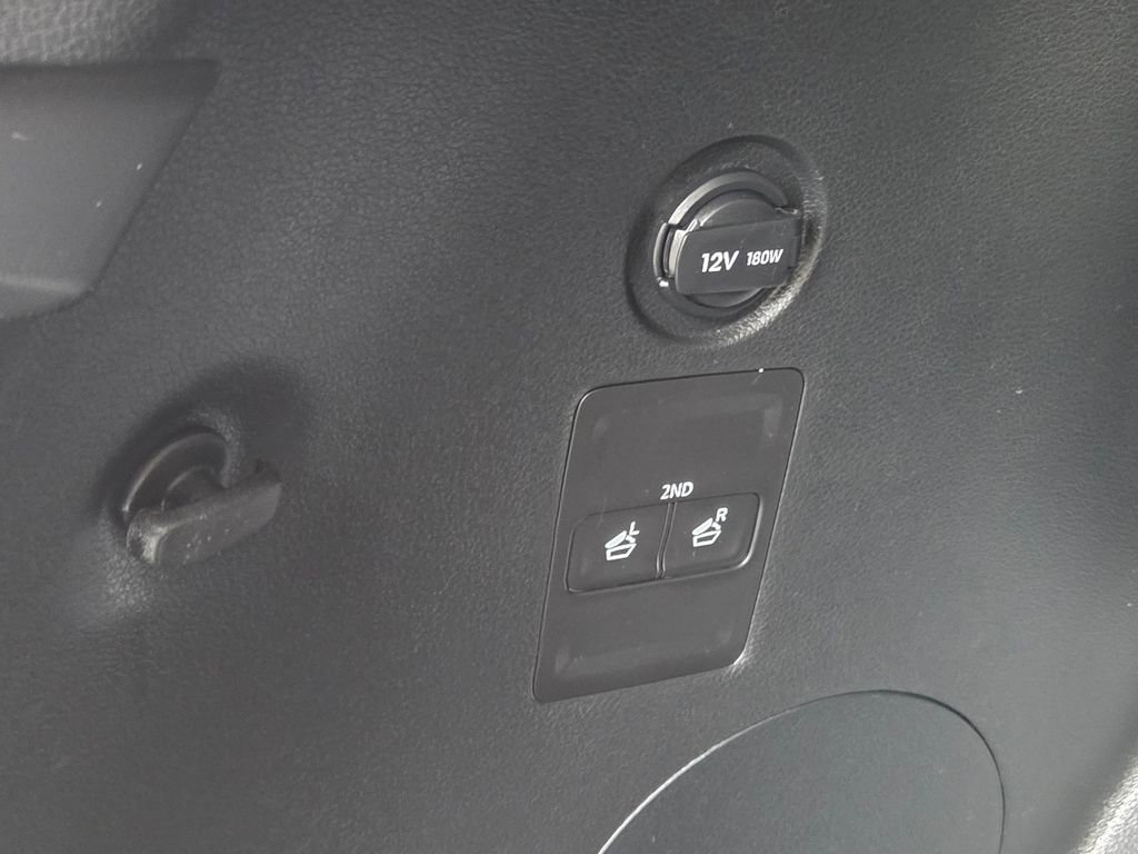 Used 2022 Hyundai Palisade SE image 13