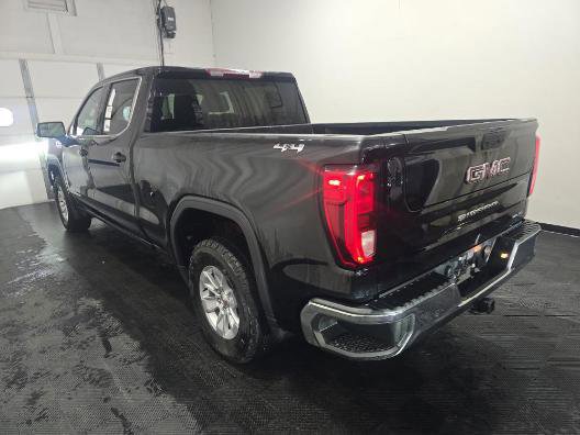 Used 2023 GMC Sierra 1500 SLE image 10