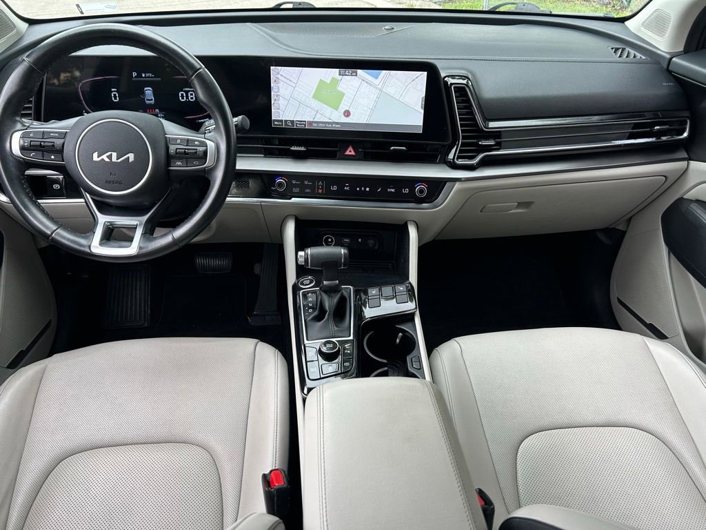 Used 2023 Kia Sportage EX FWD image 11