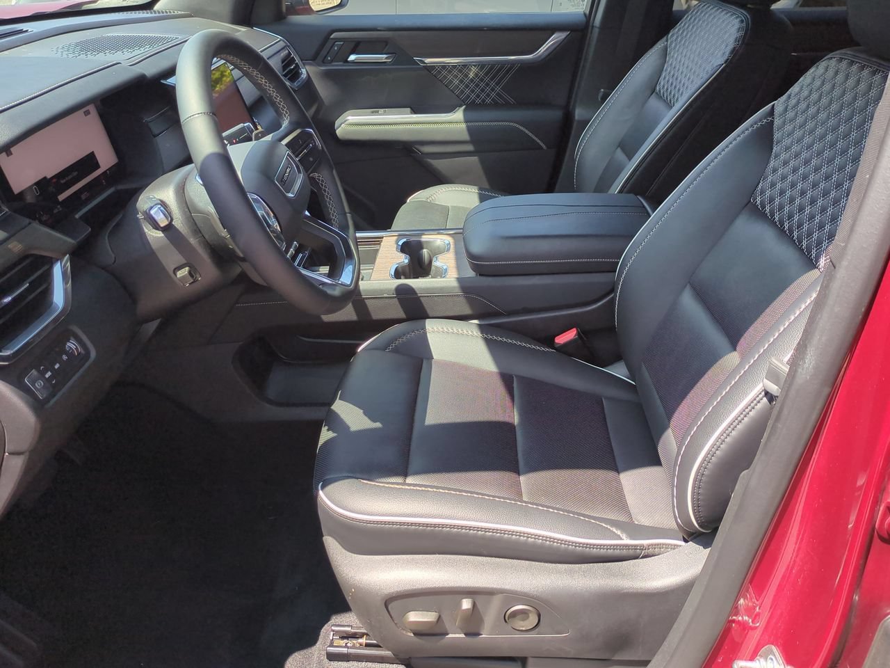 Used 2024 GMC Acadia Denali w/ LPO, Floor Liner Package AWD/4WD image 19