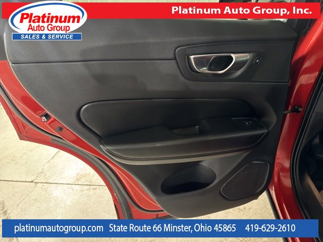 Used 2021 Volvo XC60 T5 Inscription image 31