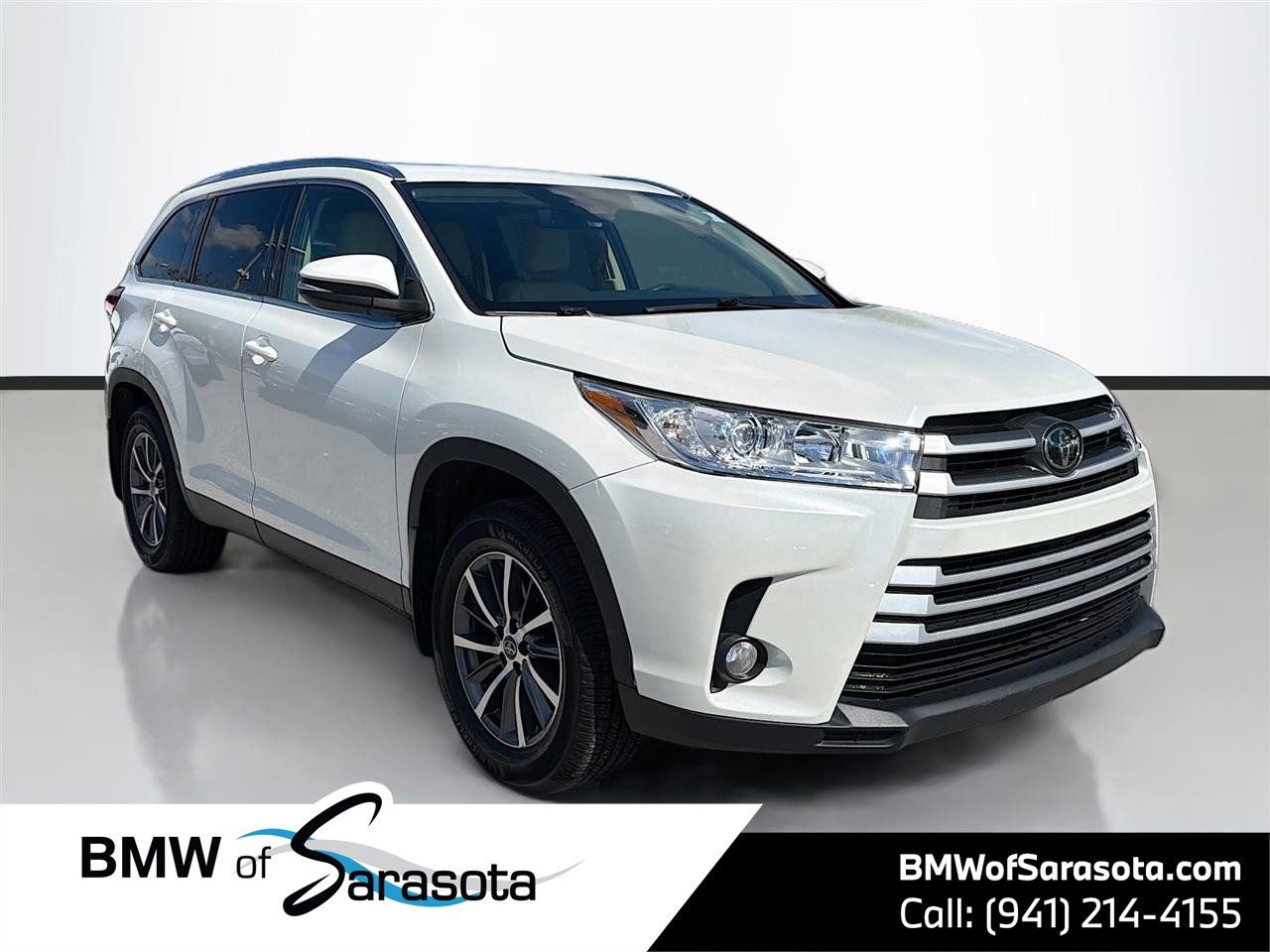 Used 2019 Toyota Highlander XLE image 1