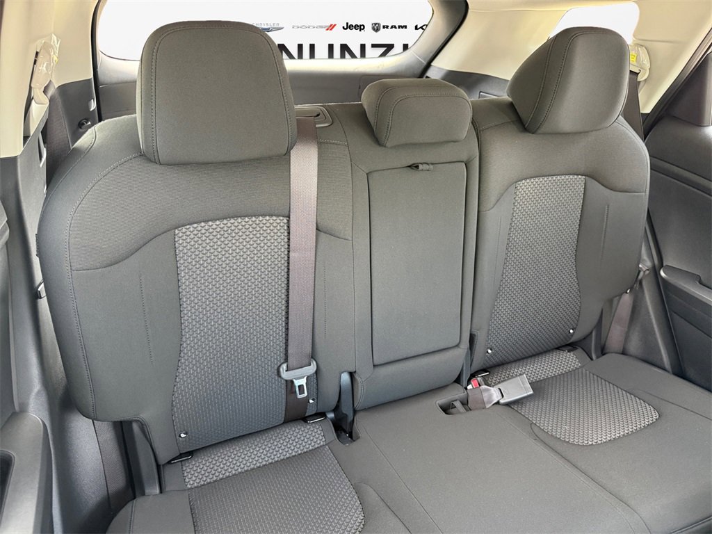 New 2025 Kia Sportage LX image 16