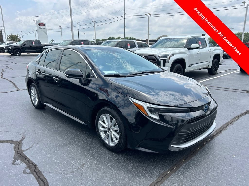 Used 2024 Toyota Corolla XLE FWD image 22