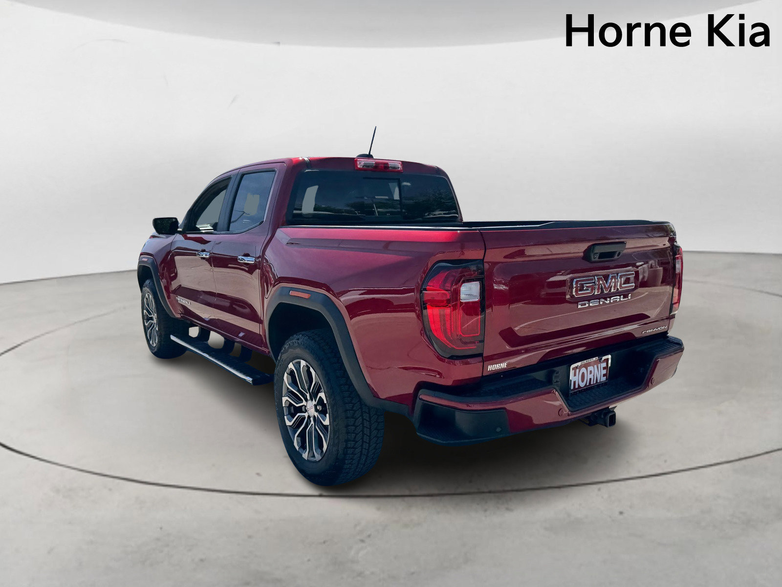 Used 2026 GMC Canyon Denali image 5