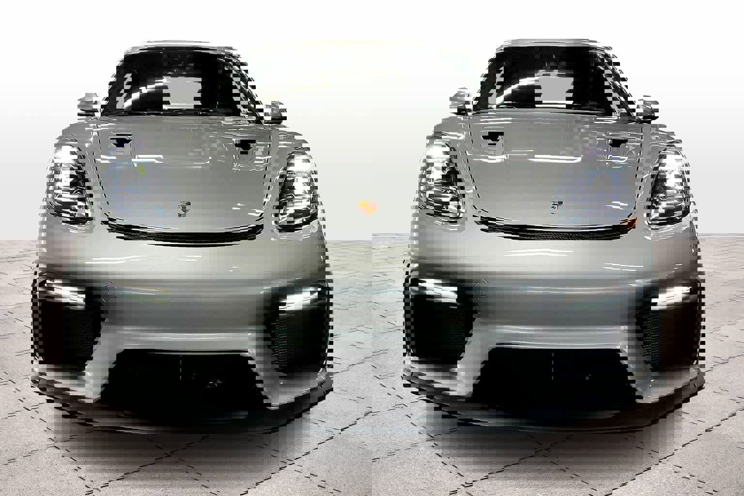 Used 2025 Porsche 718 Cayman GT4 RS image 3