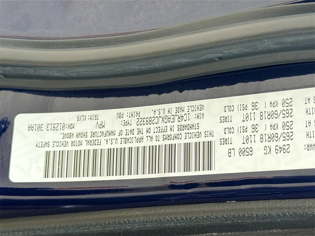 Used 2018 Jeep Grand Cherokee Laredo image 31