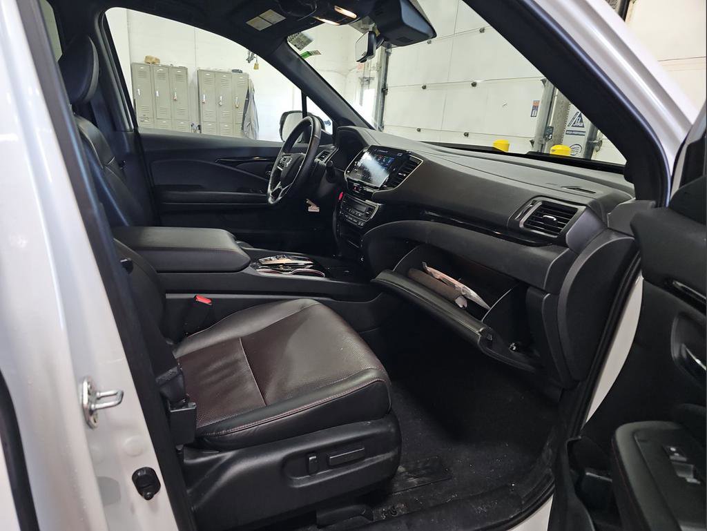 Used 2024 Honda Ridgeline Black Edition image 18